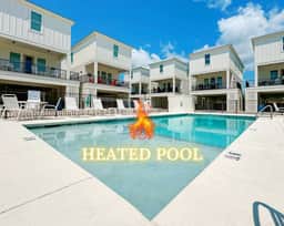 Sea Horse @ Pelican Place" | Front Row Cottage | 100 Steps From Beach | Gulf Views | Heated Pool | 4 BR | Sleeps 12 - Image 4