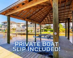 Salty Beach @ The Osprey" | Luxury 4BR*Pool*Walk To Beach*Private Boat Slip*Sleeps 12 - Image 4