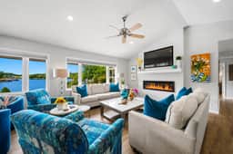 Bayshore Breeze" | Stunning Lakefront Views*Hot Tub*Boat Slip*Putting Green*Arcade Games - Image 2