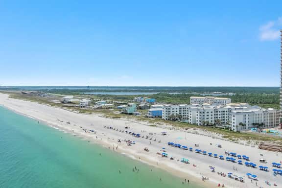 Palm Beach #B12" | Beachfront 1BR | Ground Level | Pool & Gulf Views | Heated Pools | Gym | Sleeps 4 - Image 5