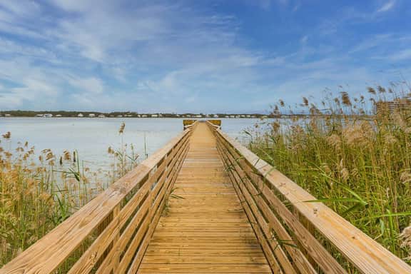 “Back On Track”| Steps To Beach & Lagoon, Pool, West Side Cottages - Image 4
